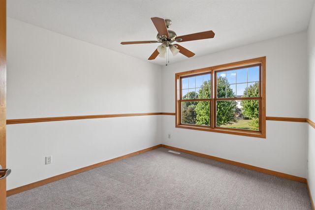 1740 Sandbar Circle, Waconia, MN 55387