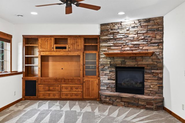 1740 Sandbar Circle, Waconia, MN 55387