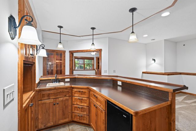 1740 Sandbar Circle, Waconia, MN 55387