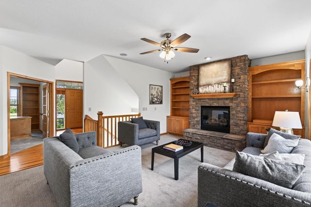 1740 Sandbar Circle, Waconia, MN 55387