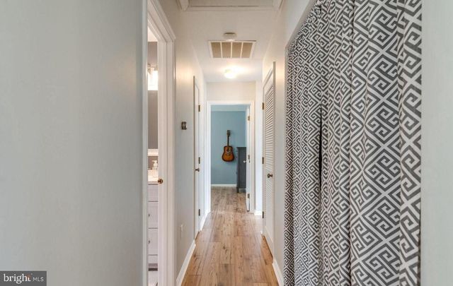 10121 CHESWICK CT, Manassas, VA 20110