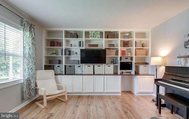 10121 CHESWICK CT, Manassas, VA 20110