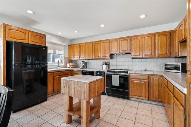 3156 Hillside Court, Kelseyville, CA 95451