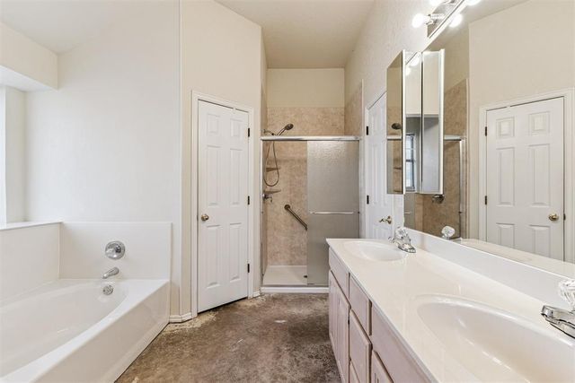 717 Gyrfalcon Drive, Norman, OK 73072