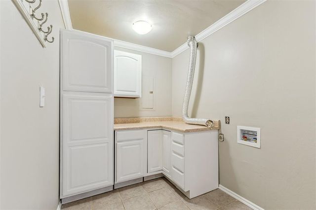 717 Gyrfalcon Drive, Norman, OK 73072