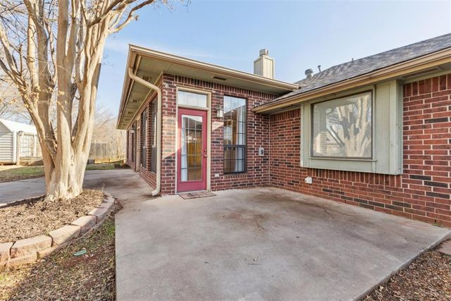 717 Gyrfalcon Drive, Norman, OK 73072