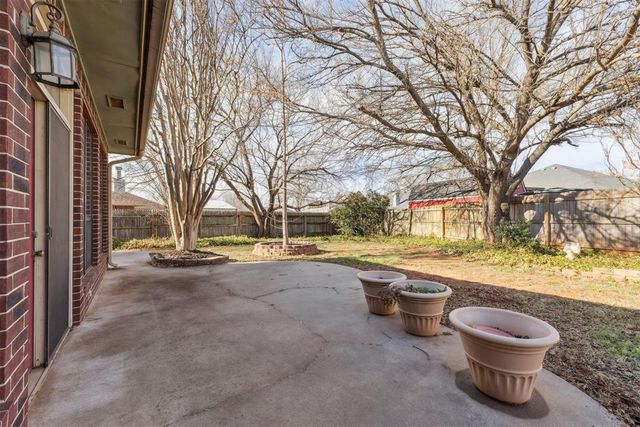 717 Gyrfalcon Drive, Norman, OK 73072