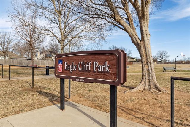 717 Gyrfalcon Drive, Norman, OK 73072