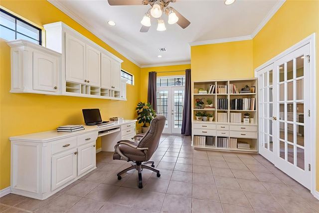 717 Gyrfalcon Drive, Norman, OK 73072