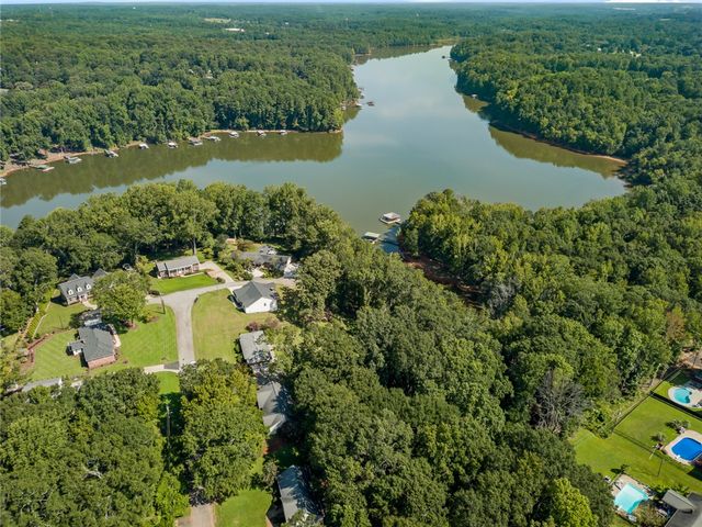 306 Lakewood Drive, Anderson, SC 29621