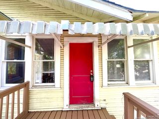 810 W Magnolia Ave Apt 2, San Antonio, TX 78212