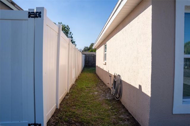 1506 BROOKEBRIDGE DRIVE, Orlando, FL 32825