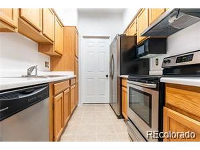 7400 Singing Hills Dr Dr, Boulder, CO 80301