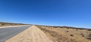24000 E Avenue J-8, Lancaster, CA 93535