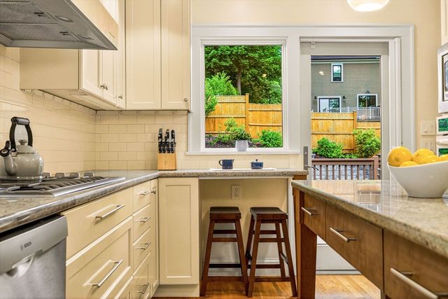 40 Arborough Rd, Boston, MA 02131