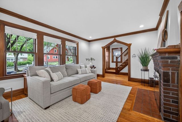 40 Arborough Rd, Boston, MA 02131