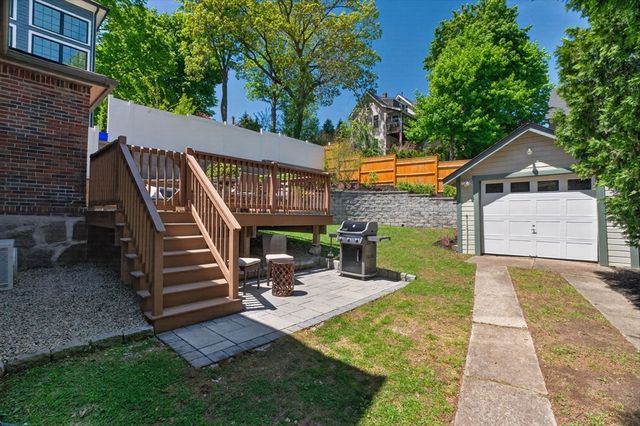 40 Arborough Rd, Boston, MA 02131