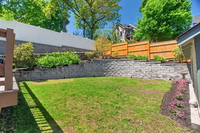 40 Arborough Rd, Boston, MA 02131