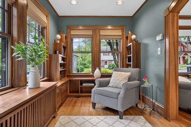 40 Arborough Rd, Boston, MA 02131
