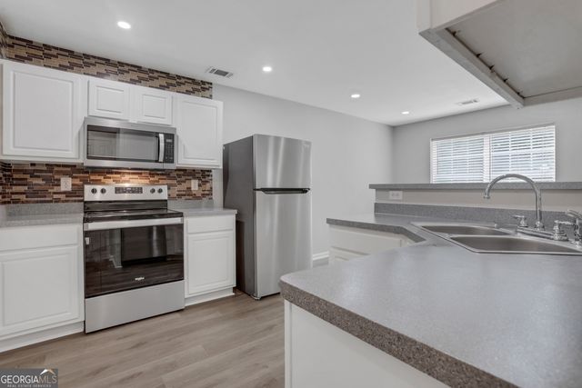 4522 Ravenwood Place, Union City, GA 30291