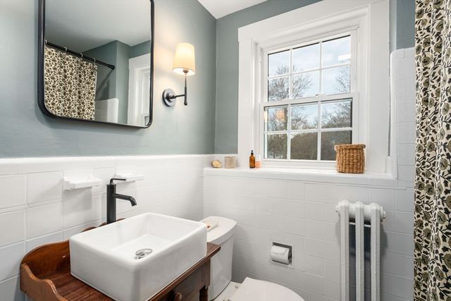 325 Parker Street, Newton, MA 02459