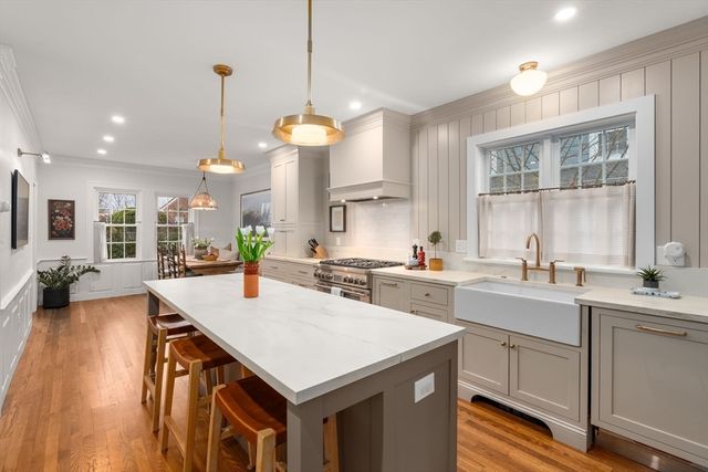 325 Parker Street, Newton, MA 02459