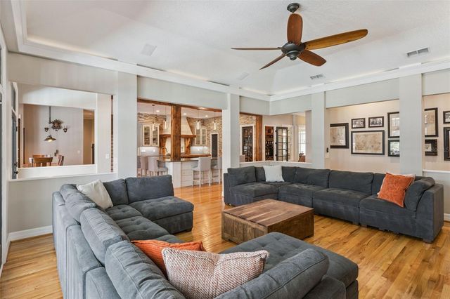 5002 MUIR WAY, Lithia, FL 33547