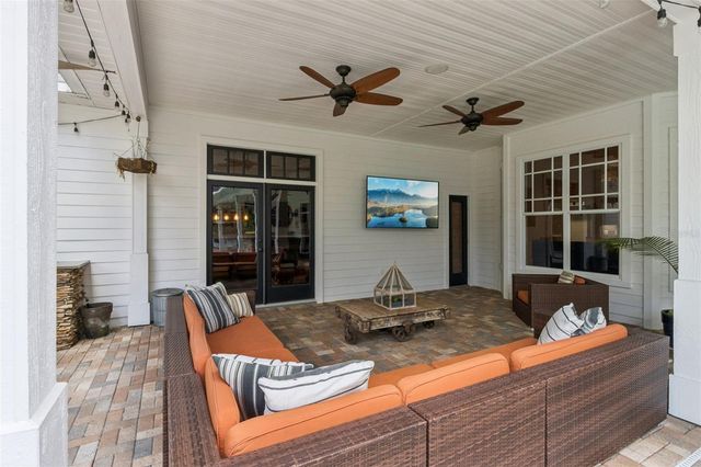 5002 MUIR WAY, Lithia, FL 33547