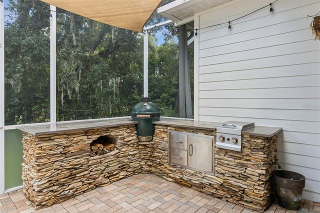 5002 MUIR WAY, Lithia, FL 33547