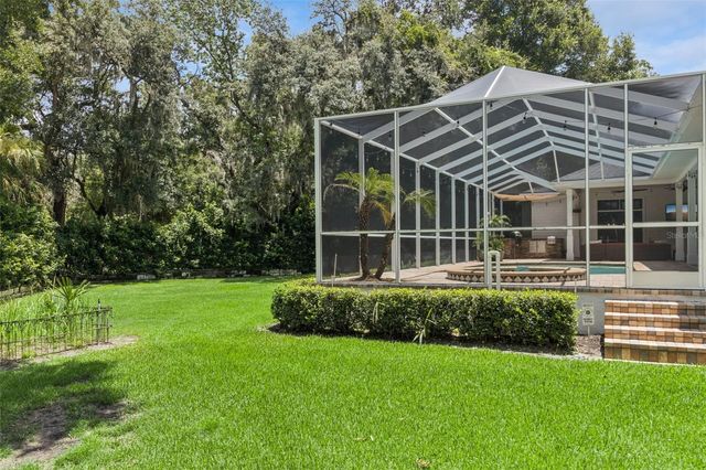 5002 MUIR WAY, Lithia, FL 33547