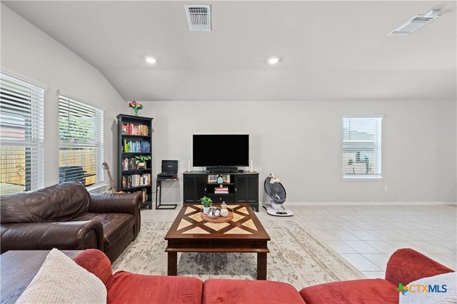 5707 Great Divide Road, Killeen, TX 76549