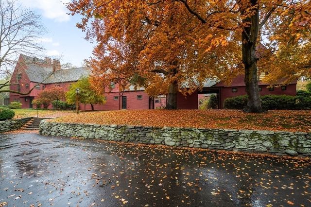 76 Ober Rd 76, Newton, MA 02459