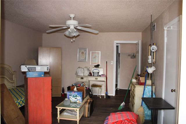 5725 Jacqueline Road, Fort Worth, TX 76112