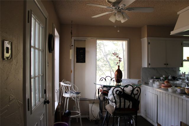 5725 Jacqueline Road, Fort Worth, TX 76112