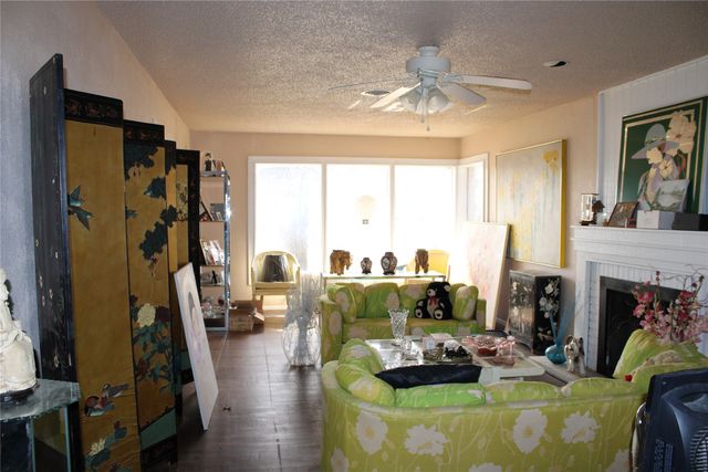 5725 Jacqueline Road, Fort Worth, TX 76112