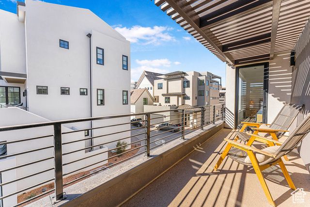 898 W SAPPHIRE SKY LN, St. George, UT 84790