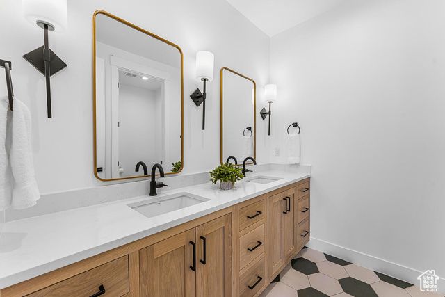 898 W SAPPHIRE SKY LN, St. George, UT 84790