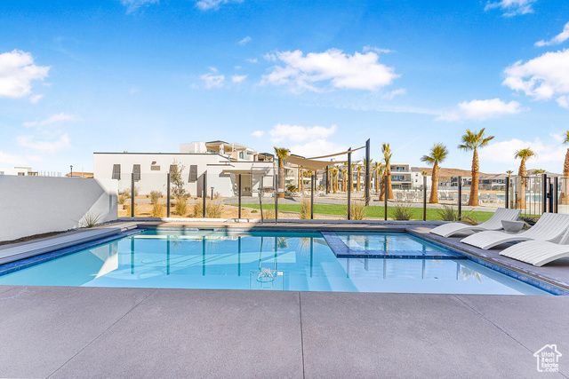 898 W SAPPHIRE SKY LN, St. George, UT 84790