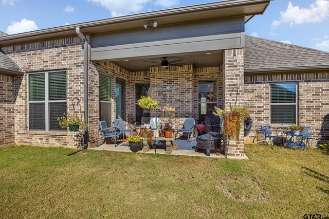 3108 Salado Creek Dr, Tyler, TX 75703