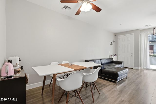 1406 W MAIN Street 102, Mesa, AZ 85201