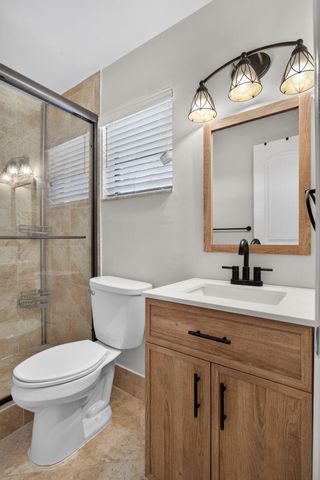 539 NW 36th Avenue, Deerfield Beach, FL 33442
