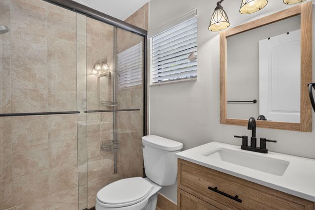539 NW 36th Avenue, Deerfield Beach, FL 33442