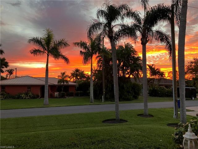 2215 Channel WAY, North Fort Myers, FL 33917
