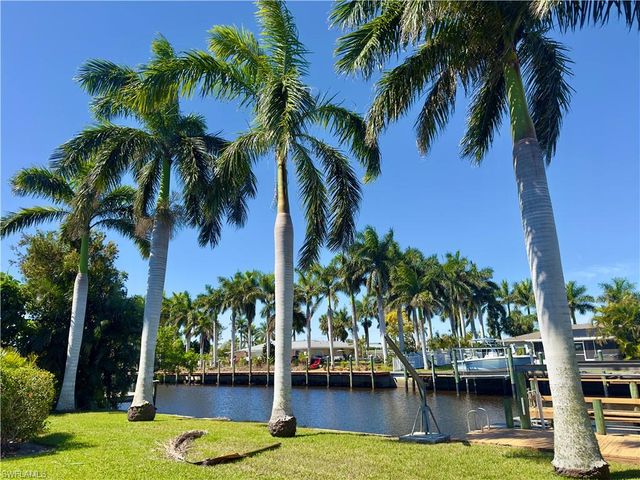 2215 Channel WAY, North Fort Myers, FL 33917