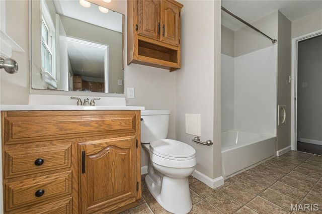 11848 Foxwood Drive, Maryland Heights, MO 63043