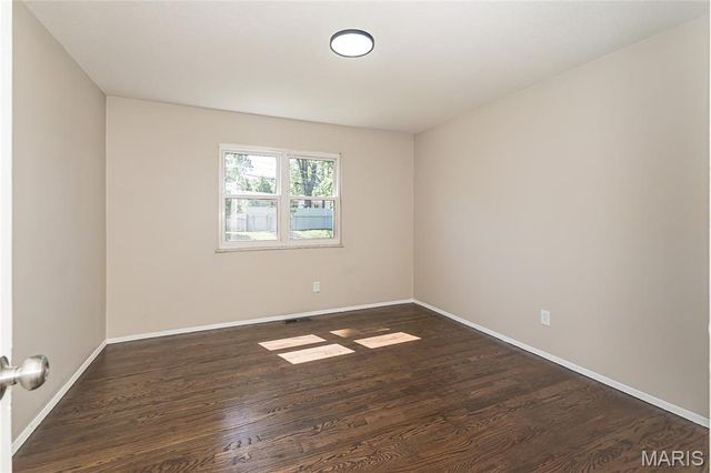 11848 Foxwood Drive, Maryland Heights, MO 63043