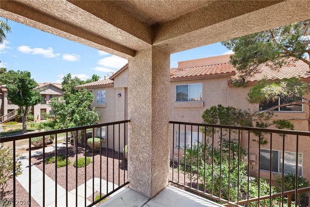2110 Los Feliz Street 2015, Las Vegas, NV 89156
