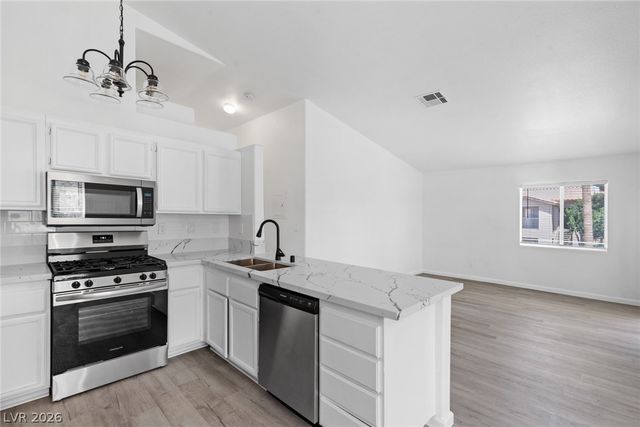 2110 Los Feliz Street 2015, Las Vegas, NV 89156