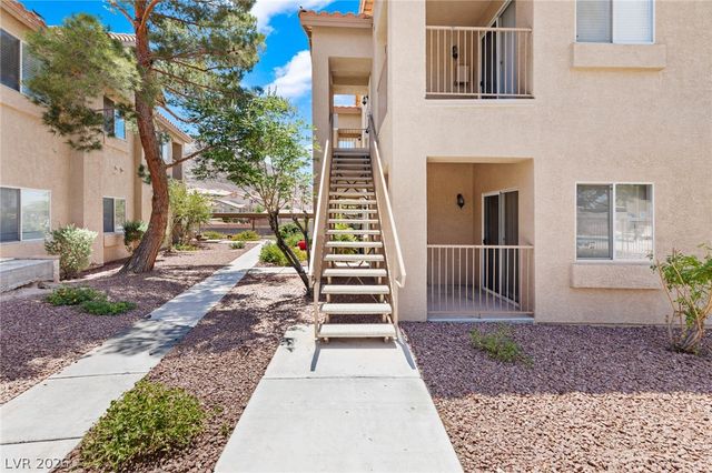 2110 Los Feliz Street 2015, Las Vegas, NV 89156