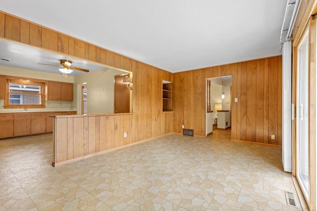 6061 S 19th STREET, Milwaukee, WI 53221